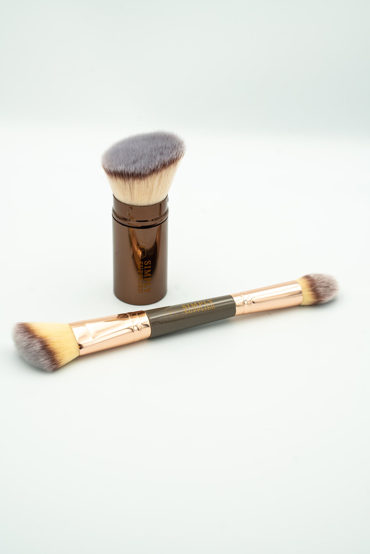 Retractable Kabuki Makeup Brush