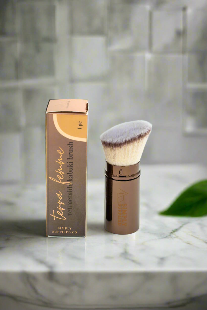 Retractable Kabuki Makeup Brush
